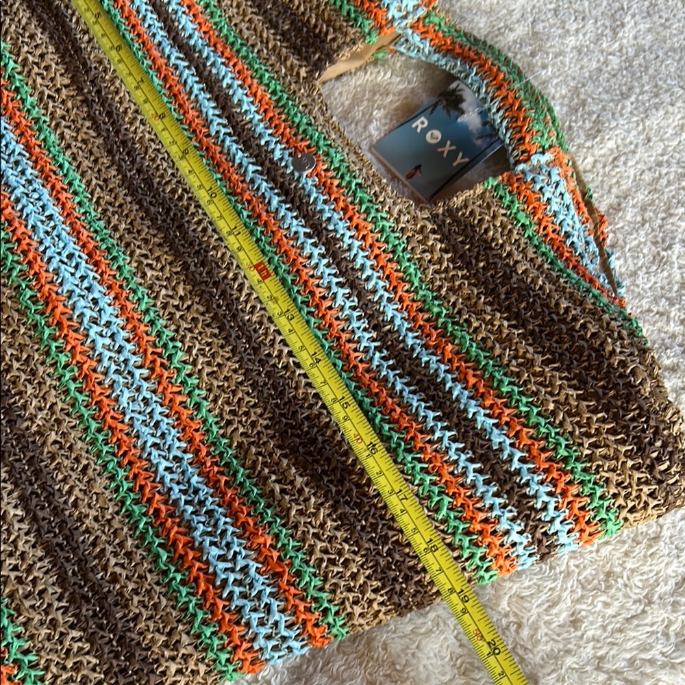 Roxy Multicolor Knit Tote Bag - Picture 9 of 9